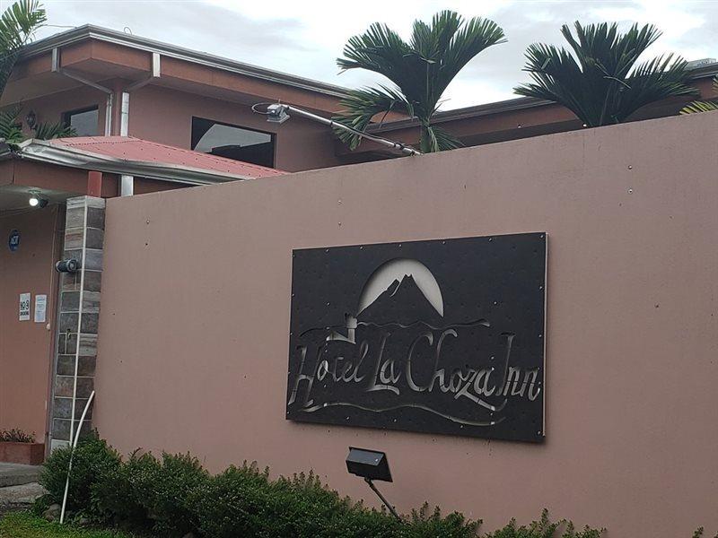 Hotel La Choza Inn La Fortuna Exterior photo