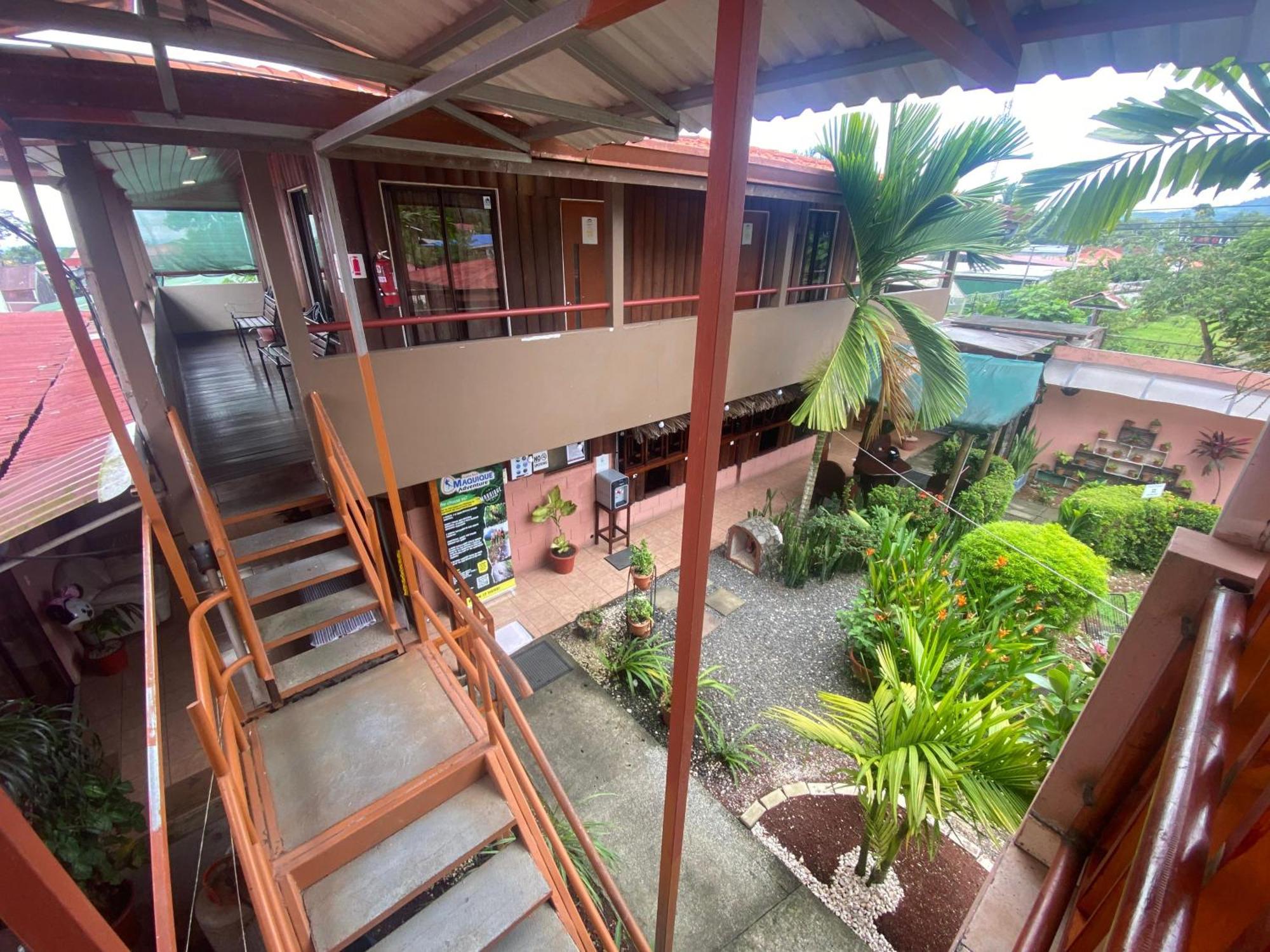 Hotel La Choza Inn La Fortuna Exterior photo